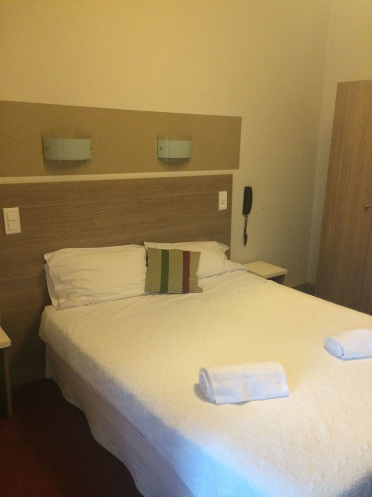 נים Hotel Cote Patio מראה חיצוני תמונה