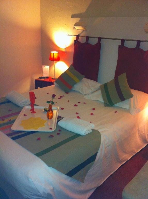 נים Hotel Cote Patio מראה חיצוני תמונה